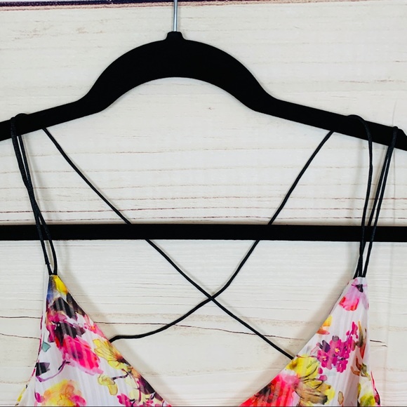 WELLS GRACE Floral Tank NWOT - Picture 5 of 7